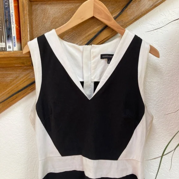 Banana republic black and white size 12 dress shift vneck - Picture 4 of 9